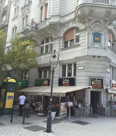 V41 Vaci Apartamento