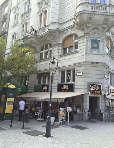 V41 Vaci Apartment