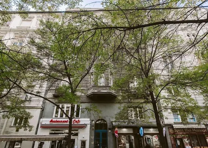 V41 Vaci Apartament *